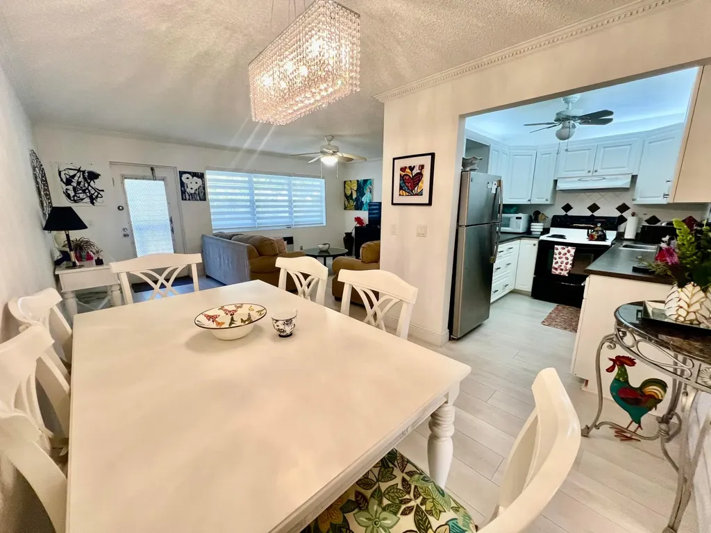 635 Durham W Deerfield Beach FL 33442