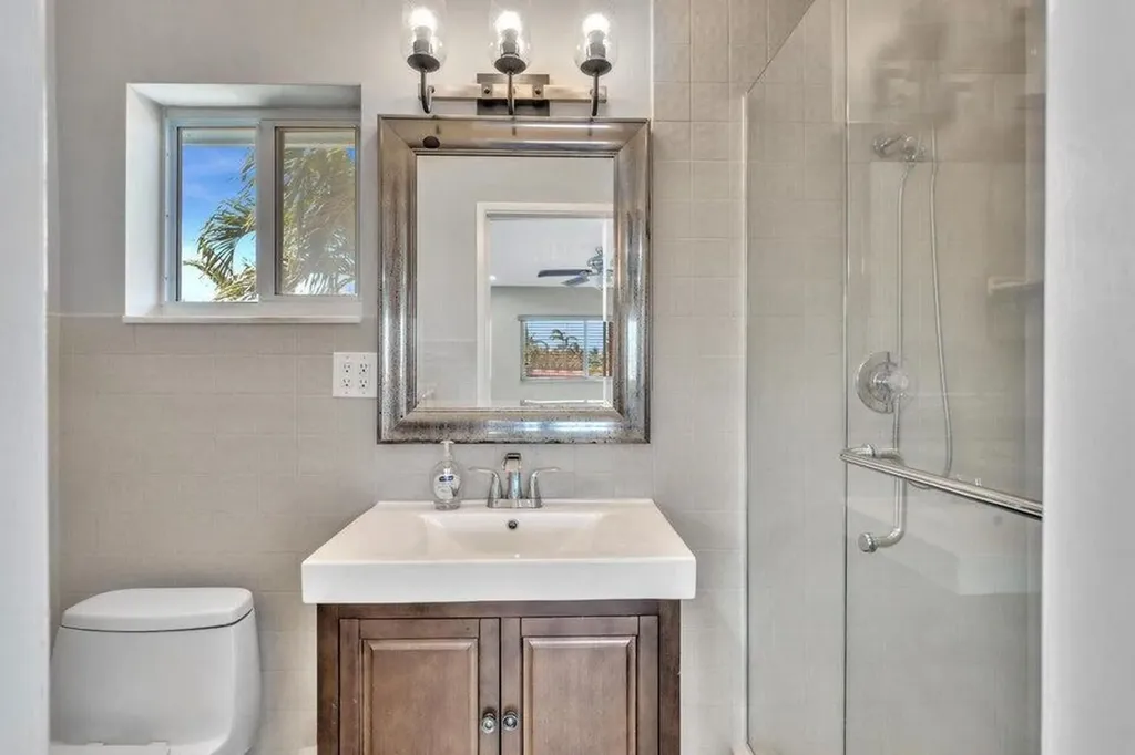 3450 NE 19th Avenue Oakland Park FL 33306
