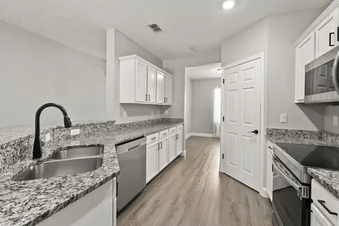 6105 NW Gause Avenue Port St Lucie FL 34986