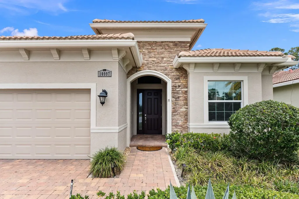 10997 SW Visconti Way Port St Lucie FL 34986