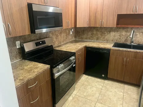 7000 NW 186th Street Hialeah FL 33015