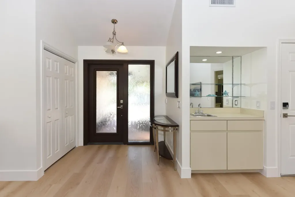 1469 Via Privada Jupiter FL 33477