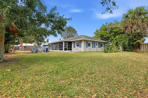 362 La Mancha Avenue Royal Palm Beach FL 33411