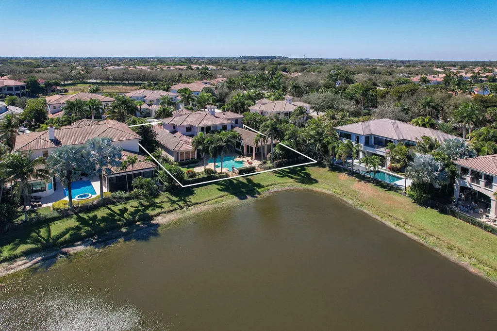 9253 Este Lago Drive Boca Raton FL 33496