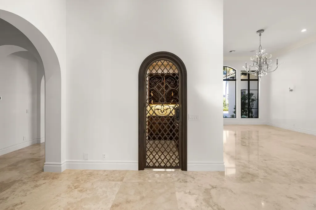 9253 Este Lago Drive Boca Raton FL 33496