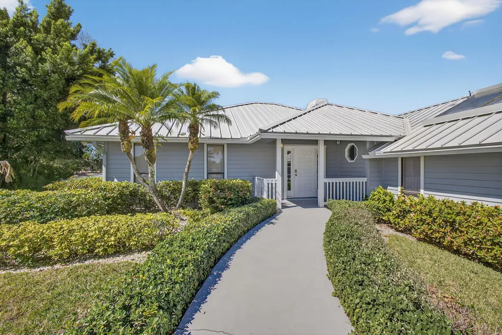 11831 Littlestone Court Palm Beach Gardens FL 33412