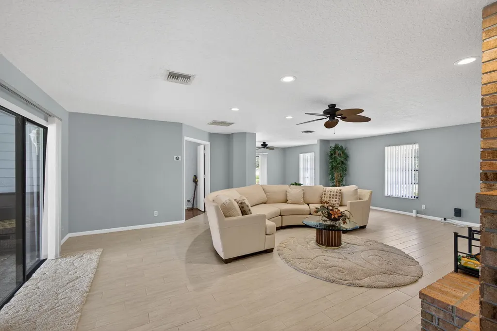 11831 Littlestone Court Palm Beach Gardens FL 33412