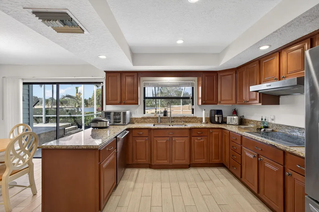 11831 Littlestone Court Palm Beach Gardens FL 33412