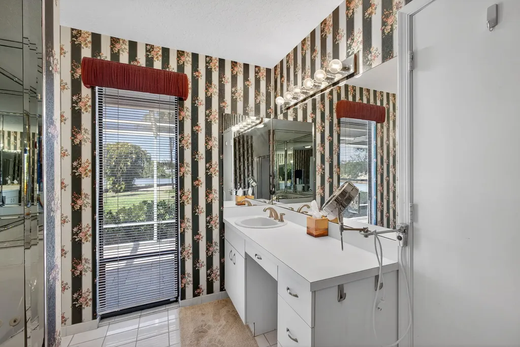 11831 Littlestone Court Palm Beach Gardens FL 33412