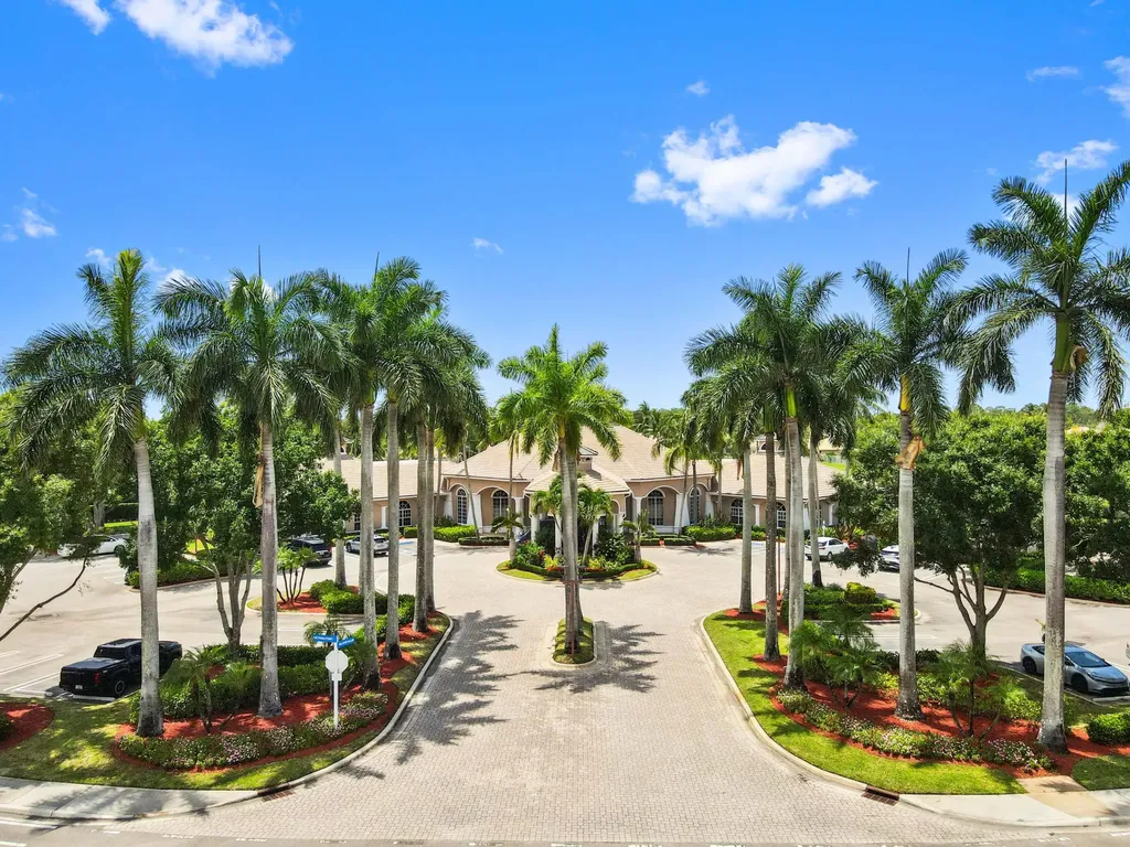 4453 N San Andros West Palm Beach FL 33411