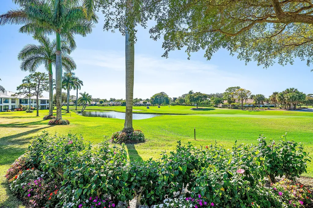 3667 Quail Ridge Drive N Boynton Beach FL 33436