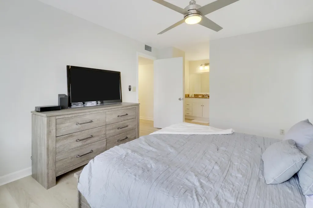 1107 Duncan Circle Palm Beach Gardens FL 33418