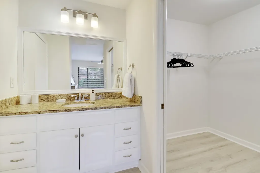1107 Duncan Circle Palm Beach Gardens FL 33418