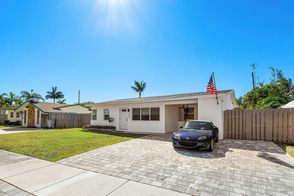 950 NE 23rd Place Pompano Beach FL 33064