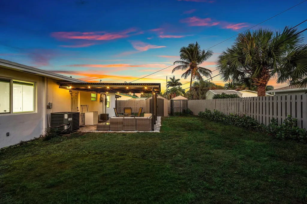 950 NE 23rd Place Pompano Beach FL 33064