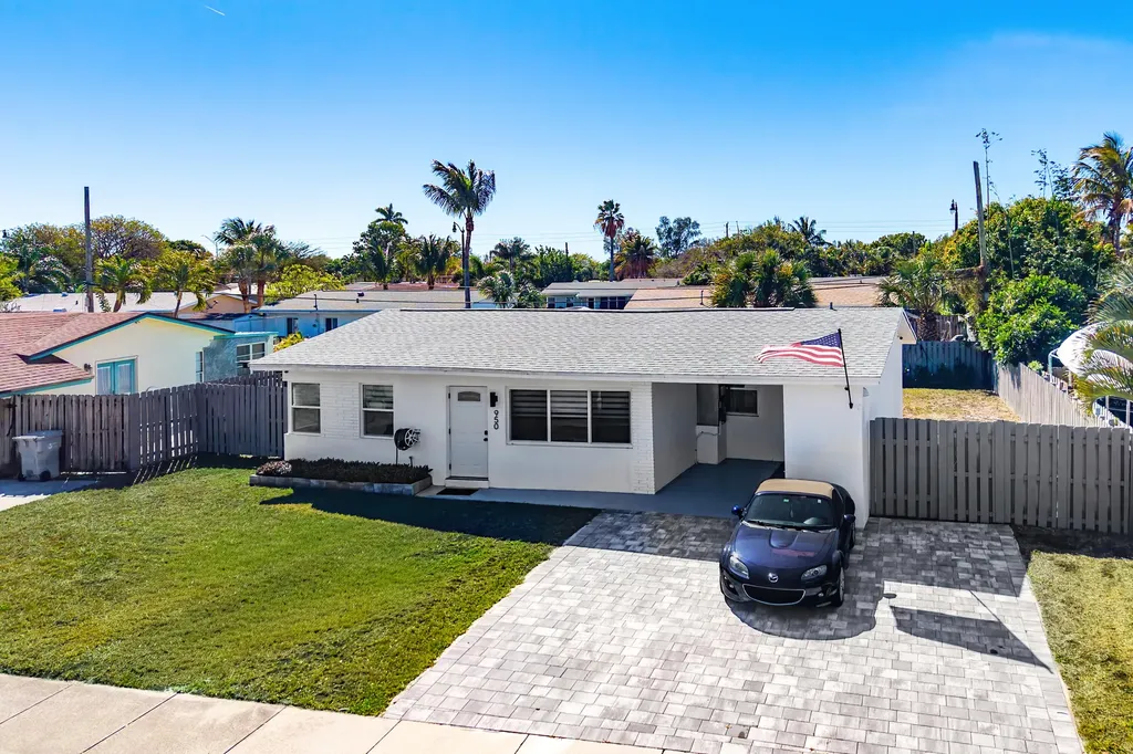 950 NE 23rd Place Pompano Beach FL 33064