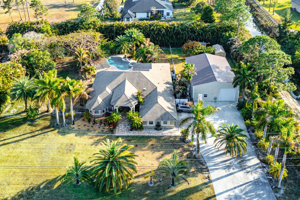 13256 Temple Boulevard The Acreage FL 33412