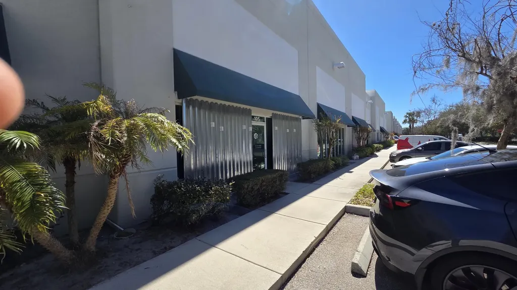 581 NW Mercantile Place Port St Lucie FL 34986