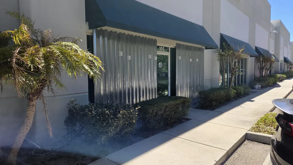581 NW Mercantile Place Port St Lucie FL 34986