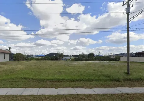2513 Surfside Boulevard Cape Coral FL 33914