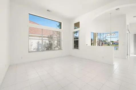 805 SW Marsh Harbor Bay Port St Lucie FL 34986