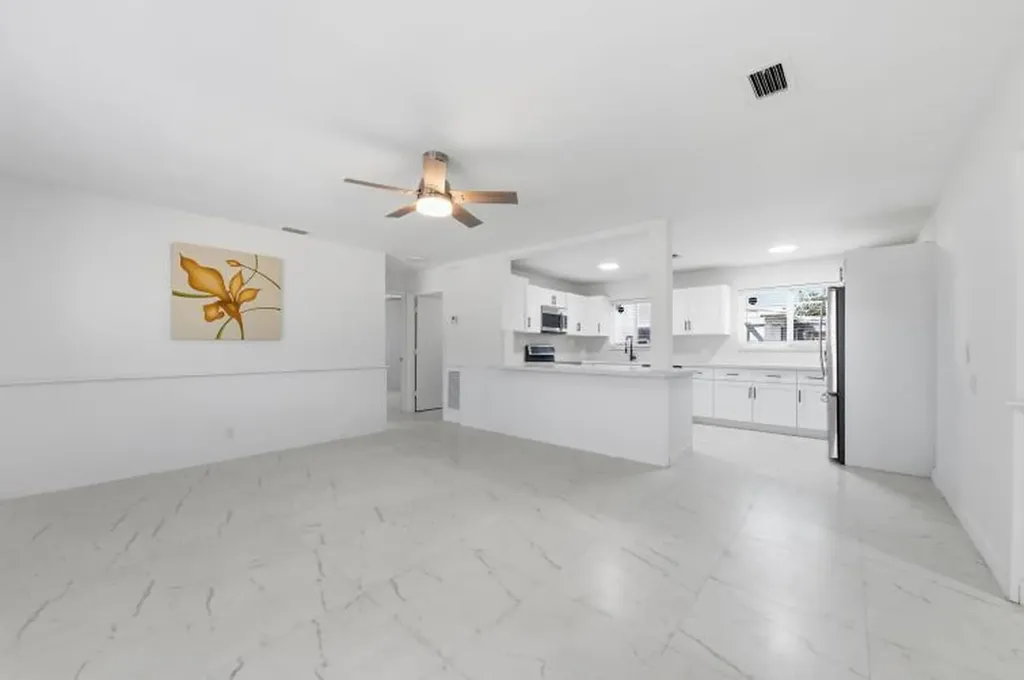 1115 S Seacrest Boulevard Boynton Beach FL 33435