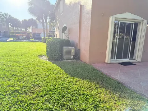 6874 Willow Creek Run Lake Worth FL 33463