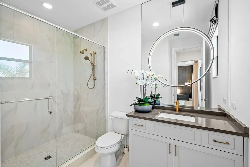 8325 Royal County Down Road Boca Raton FL 33434