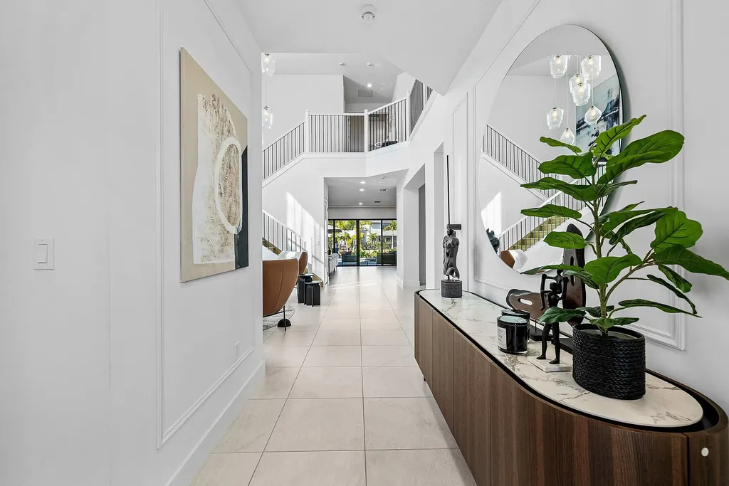 8325 Royal County Down Road Boca Raton FL 33434