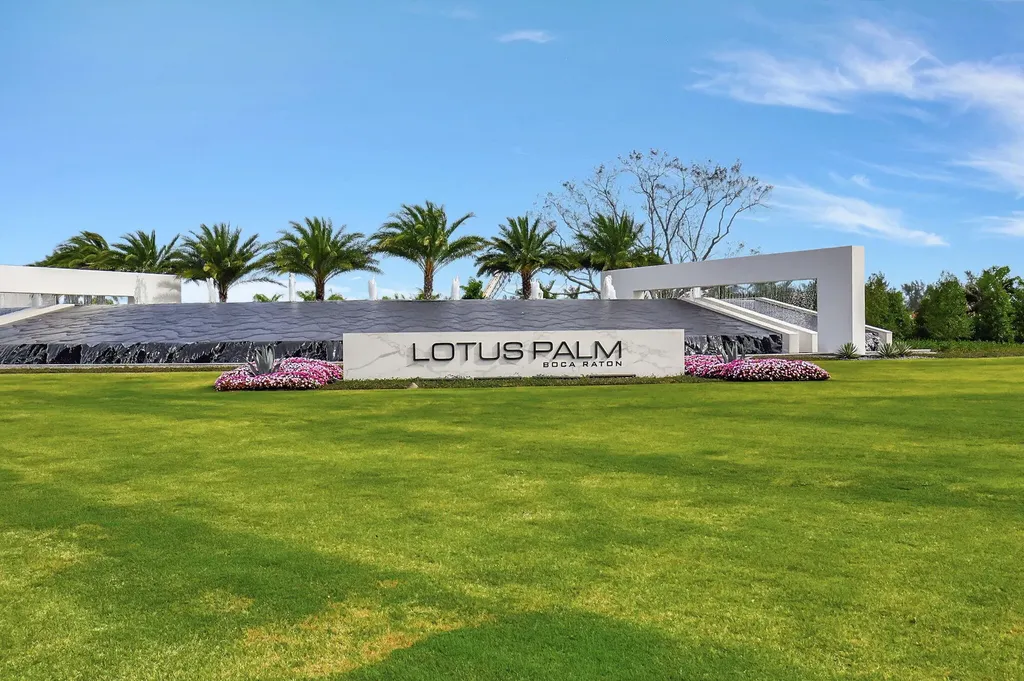 8325 Royal County Down Road Boca Raton FL 33434