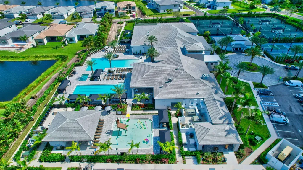 8325 Royal County Down Road Boca Raton FL 33434