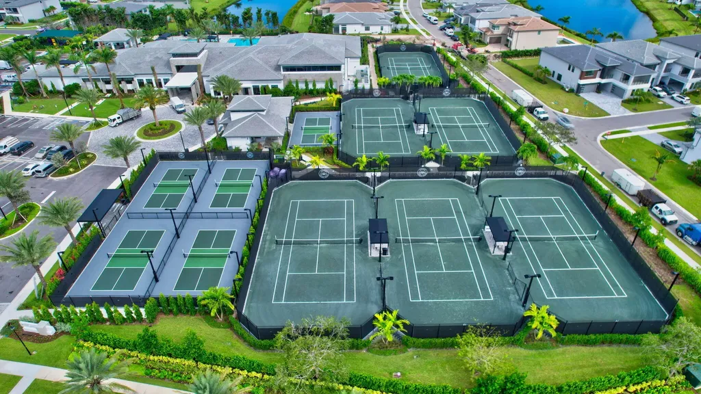 8325 Royal County Down Road Boca Raton FL 33434