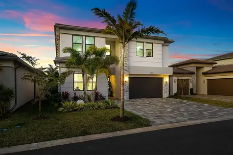 8325 Royal County Down Road Boca Raton FL 33434