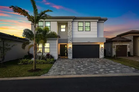 8325 Royal County Down Road Boca Raton FL 33434