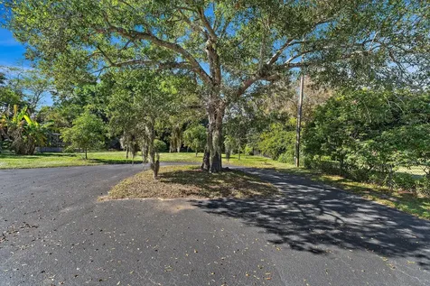 2315 S Indian River Drive Fort Pierce FL 34950