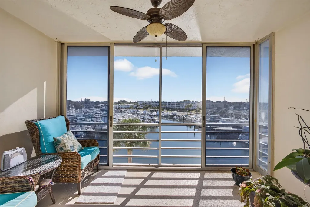21 Yacht Club Drive North Palm Beach FL 33408