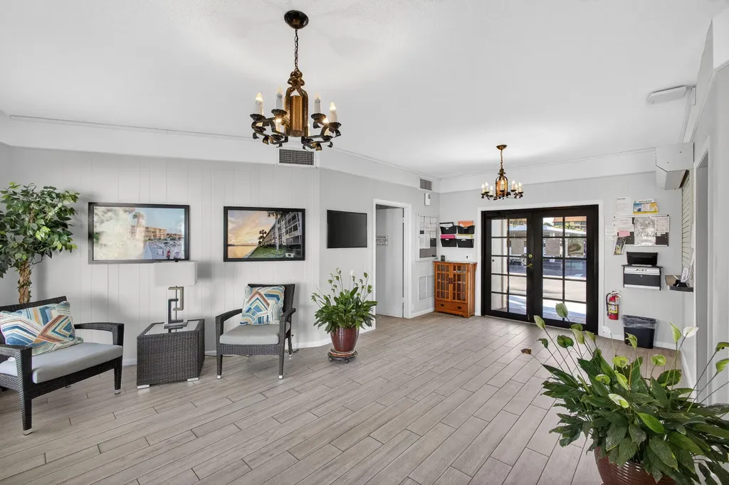 21 Yacht Club Drive North Palm Beach FL 33408