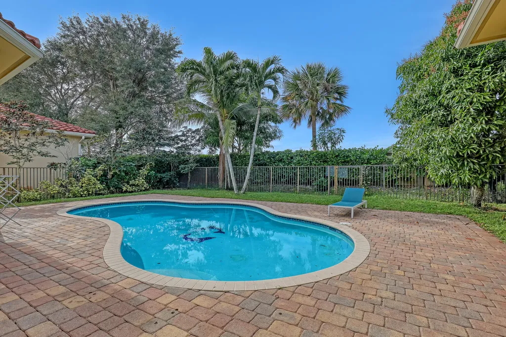 3389 Lago De Talavera Lake Worth FL 33467