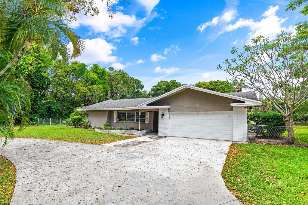 4195 Maurice Drive Delray Beach FL 33445