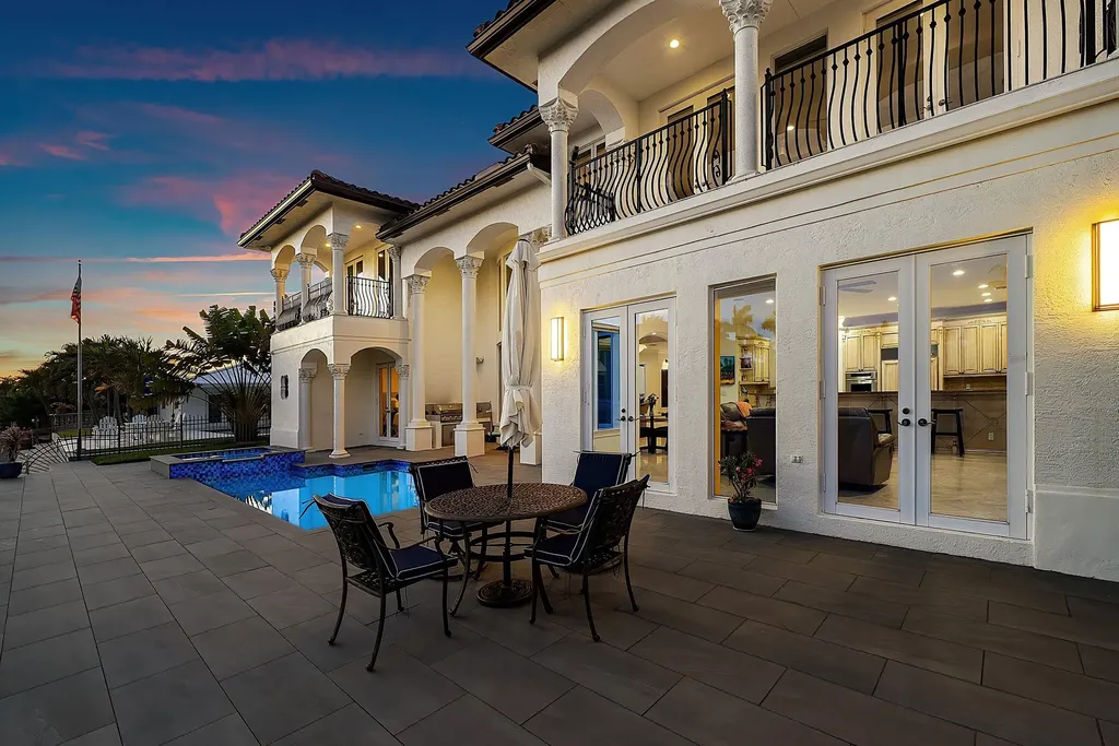 808 Dover Street Boca Raton FL 33487