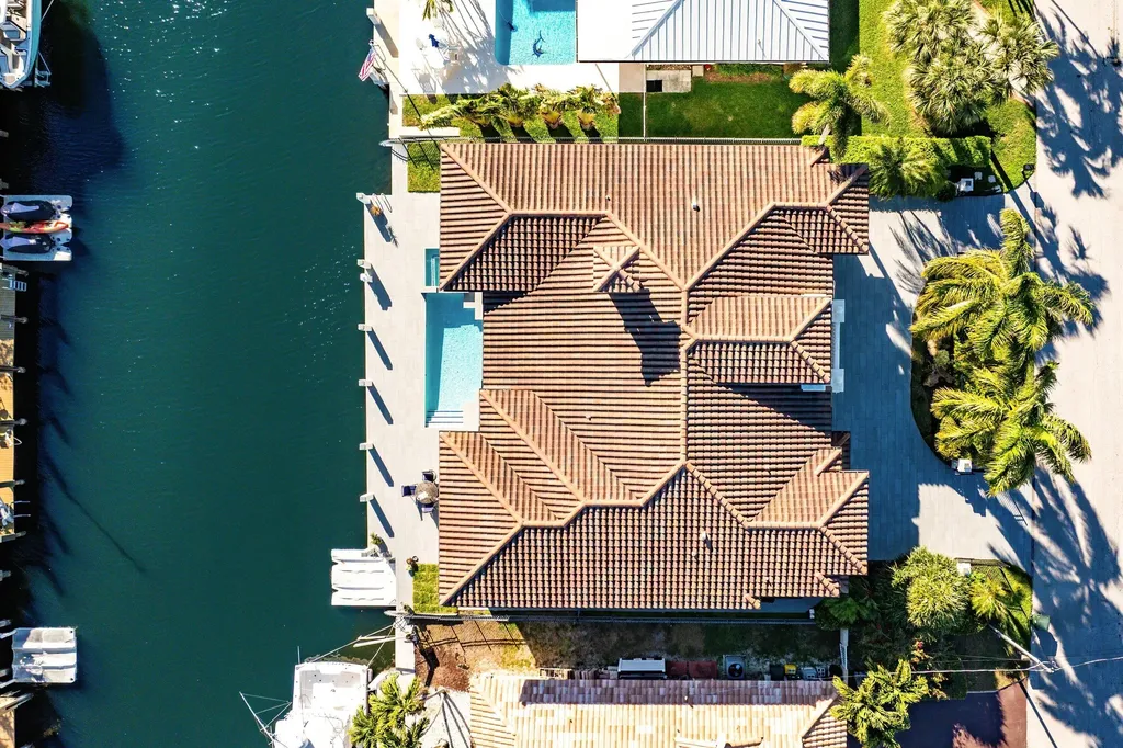 808 Dover Street Boca Raton FL 33487