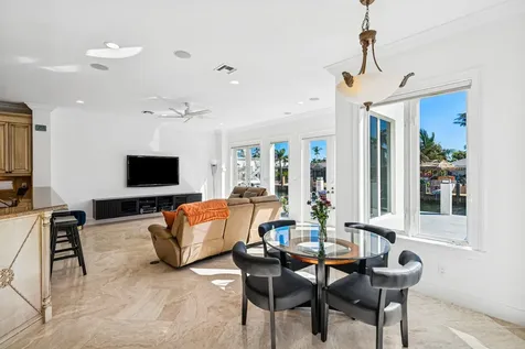 808 Dover Street Boca Raton FL 33487