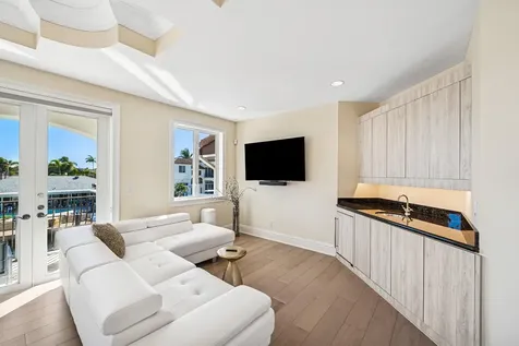 808 Dover Street Boca Raton FL 33487