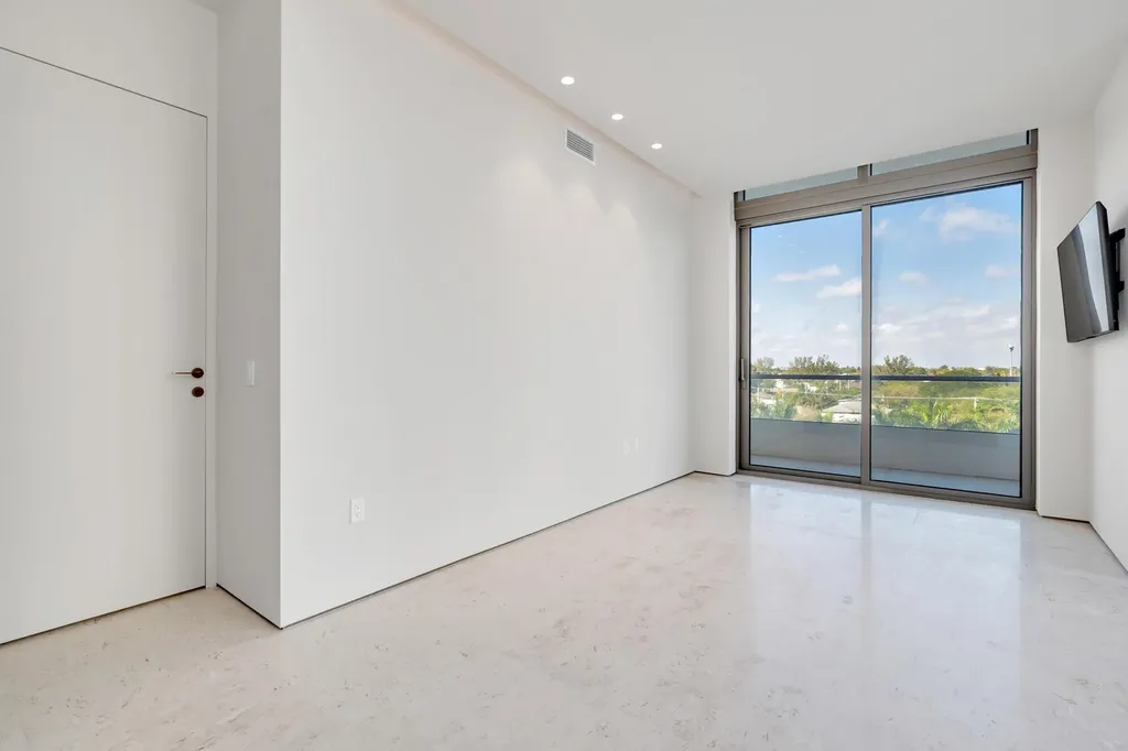 200 Arkona Court West Palm Beach FL 33401