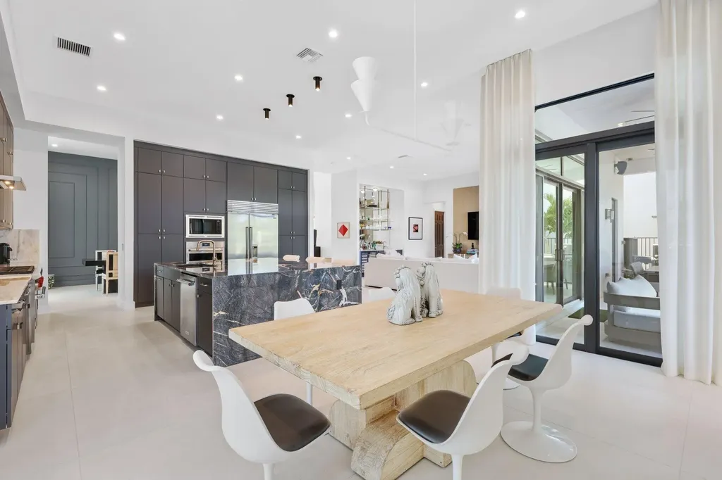17057 Cappuccino Way Boca Raton FL 33496