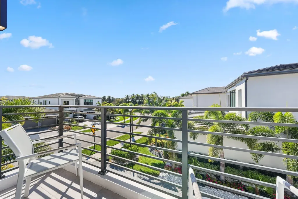 17057 Cappuccino Way Boca Raton FL 33496