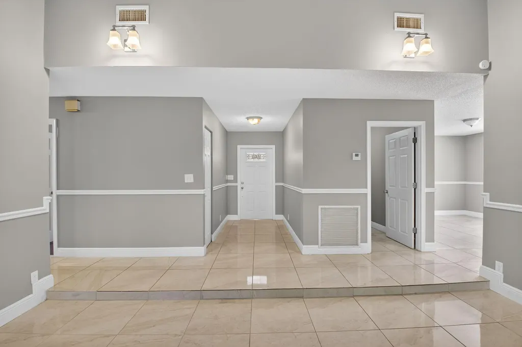 18093 104th Terrace S Boca Raton FL 33498
