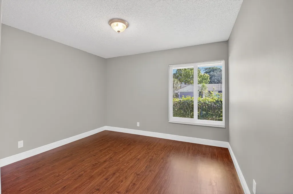 18093 104th Terrace S Boca Raton FL 33498