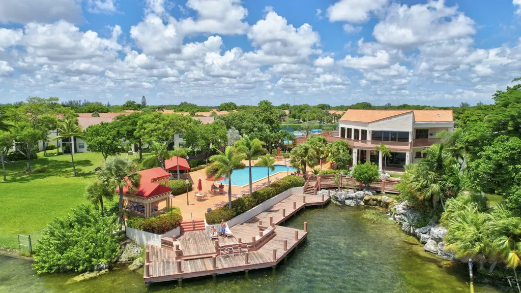 3006 Congressional Way Deerfield Beach FL 33442