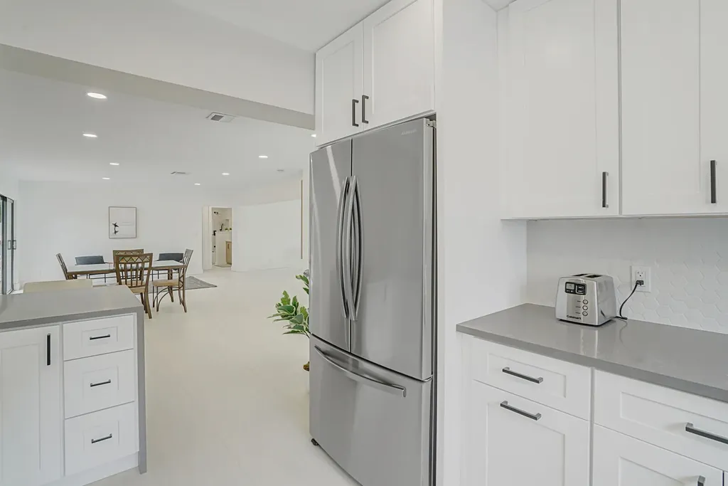 1333 SE 8th Street Deerfield Beach FL 33441